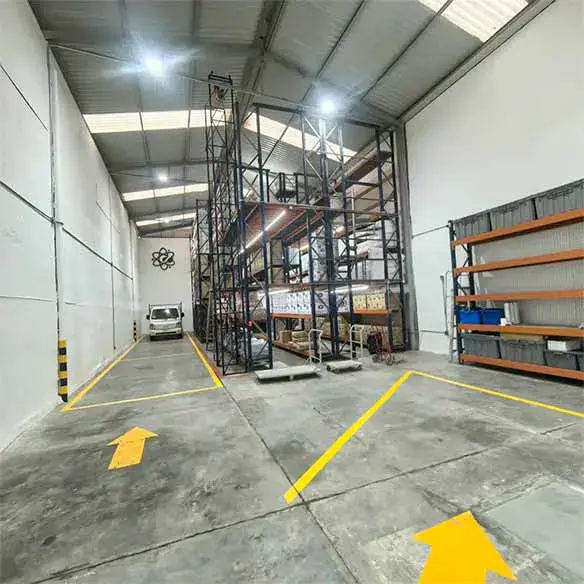 Interior Almacén ECO DESECHABLES